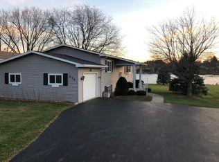 838 Breckenboro Rd, Davis, IL 61019