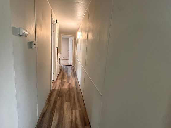 4th image of 13024 212th Avenue Ct E