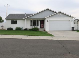 736 E Joshua Dr, Medical Lake, WA 99022