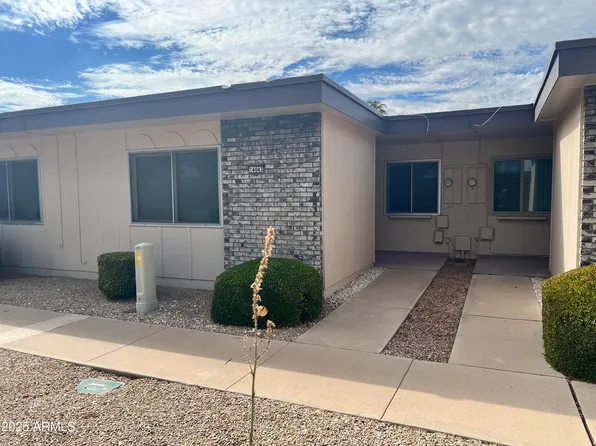 14043 N PALM RIDGE Drive, Sun City, AZ 85351