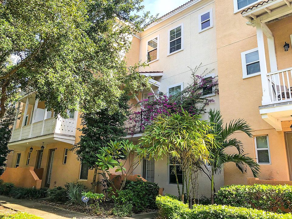 1st image of 962 Sombra St