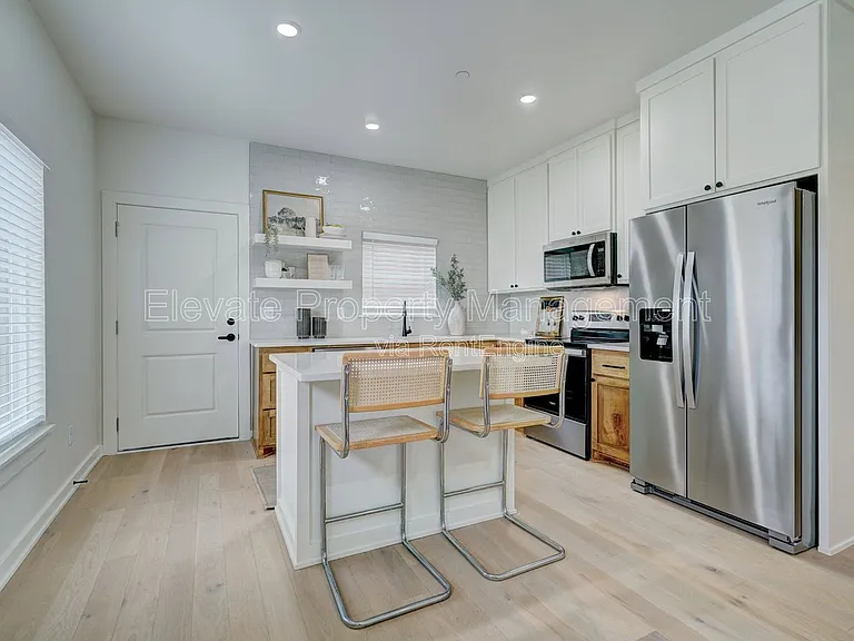 1614 NW 17th St #5 — Photo 15
