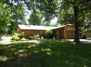 1208 Woodlawn Dr, Miami, OK 74354