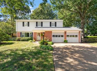 4199 Woodlake Ct, Virginia Beach, VA 23452