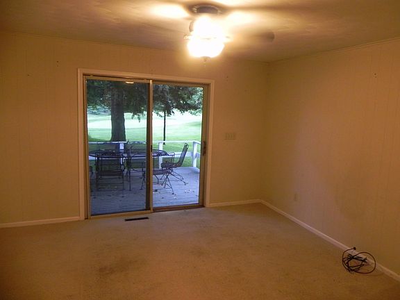5th image of 212 Sunrise St
