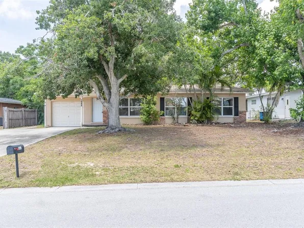1542 Carroll St, Clearwater, FL 33755