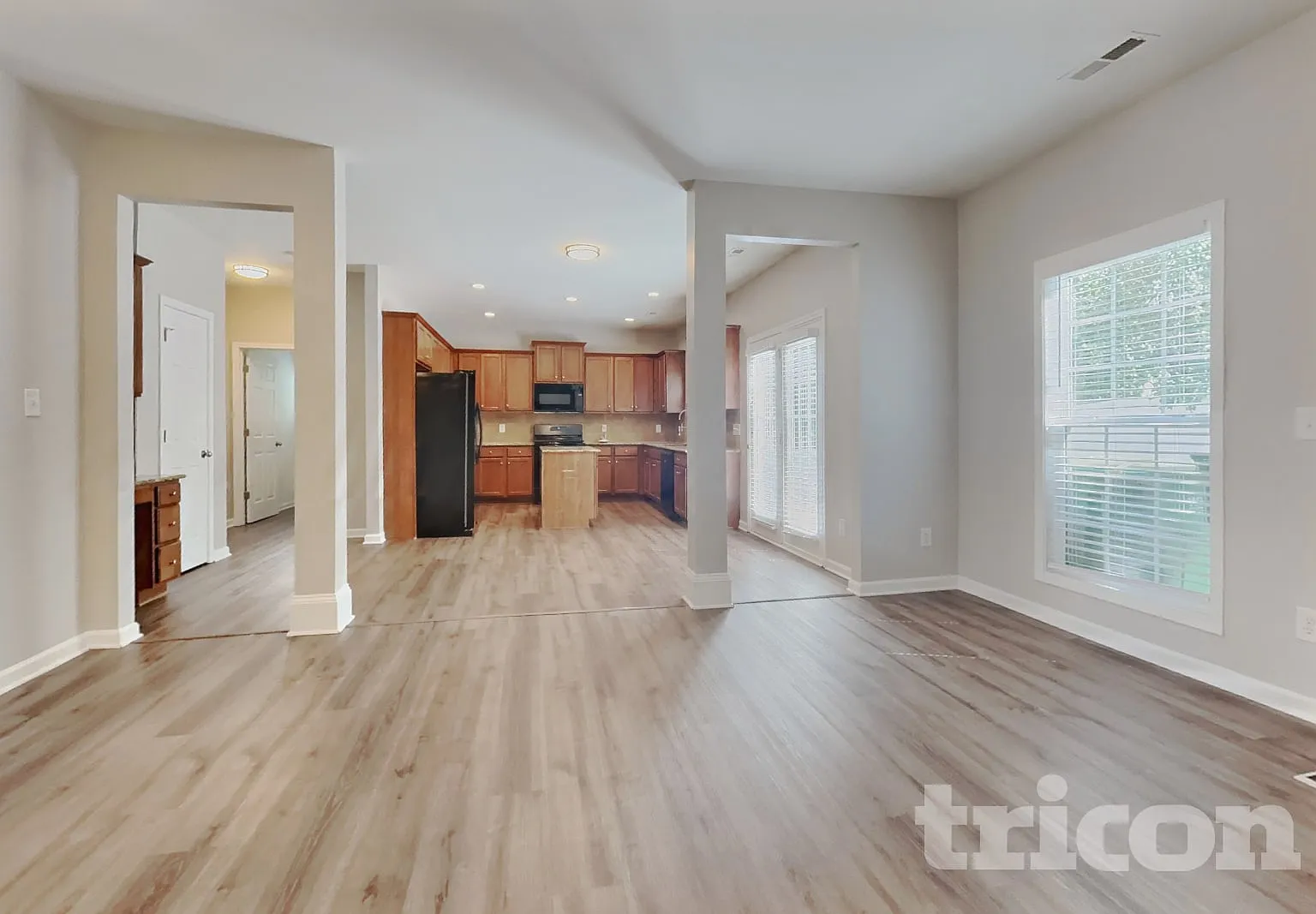 3587 Meadow Glen Court Clemmons NC — Photo 2