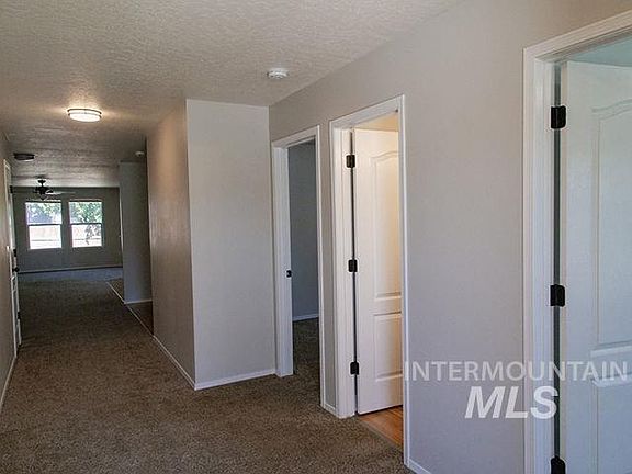 5th image of 3207 Shady Glenn St