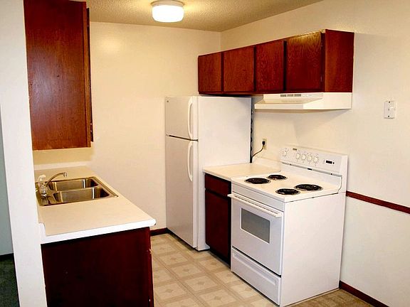 4th image of 4200 Parklawn Ave #4203