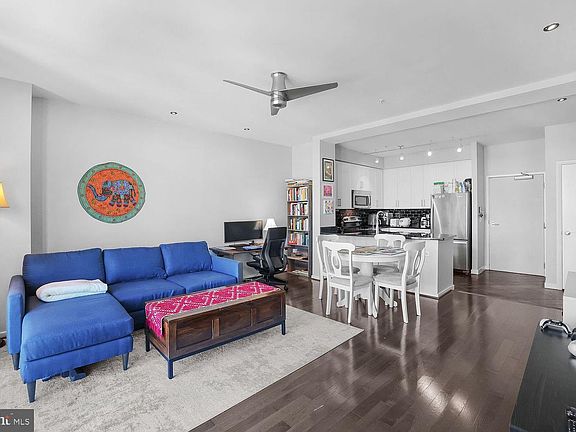 4th image of 437 New York Ave NW APT 1209