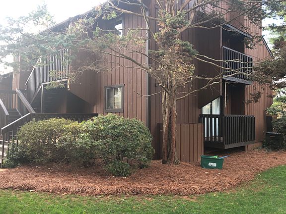 2nd image of 111 Cedar Lake Trl
