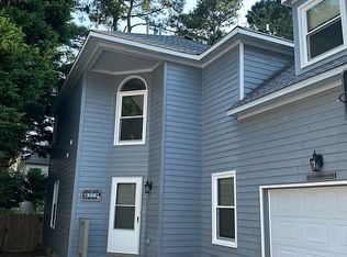216 82nd St #B, Virginia Beach, VA 23451