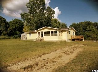 205 Studer Dr, Grass Lake, MI 49240