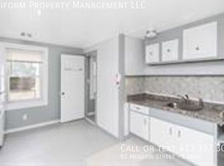 93 Meadow St REAR 1, Westfield, MA 01085