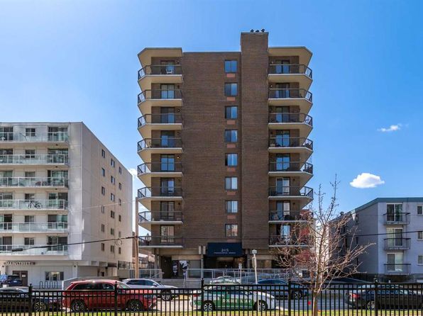 215 N 14th Ave SW #502, Calgary, AB T2R 0M2