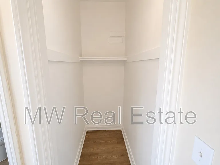 936 E 24th St #207 — Photo 9