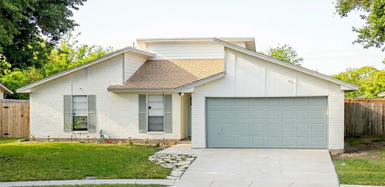3 bed, 1498 sqft, $2,500 — Photo 3