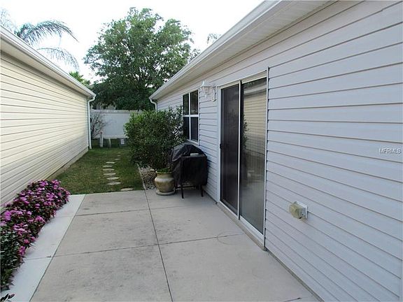2nd image of 1444 Crestwood Ln