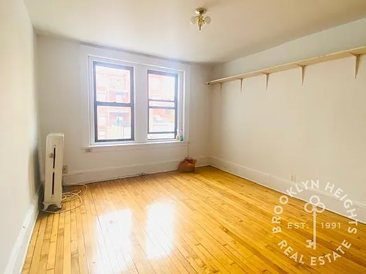 Rented by Brooklyn Heights Real Estate Inc | media 4