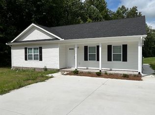 2004 Liberty Dr, Nashville, NC 27856