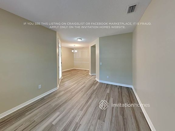 4th image of 901 Benton Dr