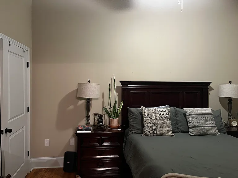 936 Broad St #402 — Photo 6
