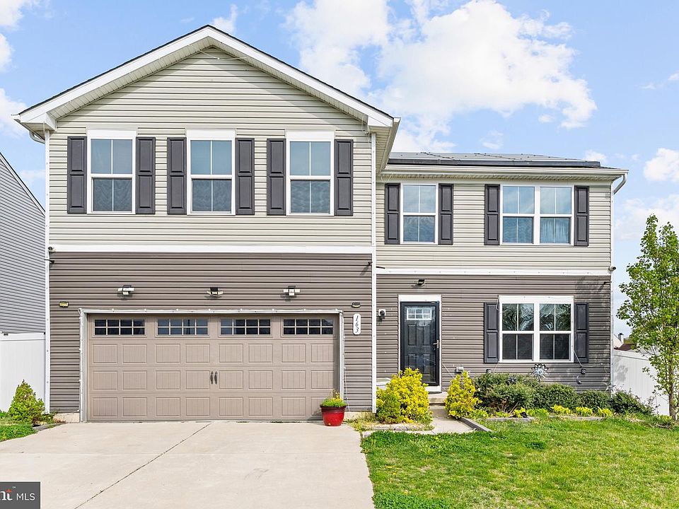 1st image of 163 Ciseley Dr