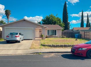 742 Northampton Dr, Vacaville, CA 95687