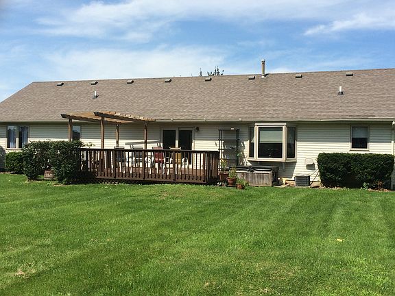 4th image of 1499 Red Bud Dr