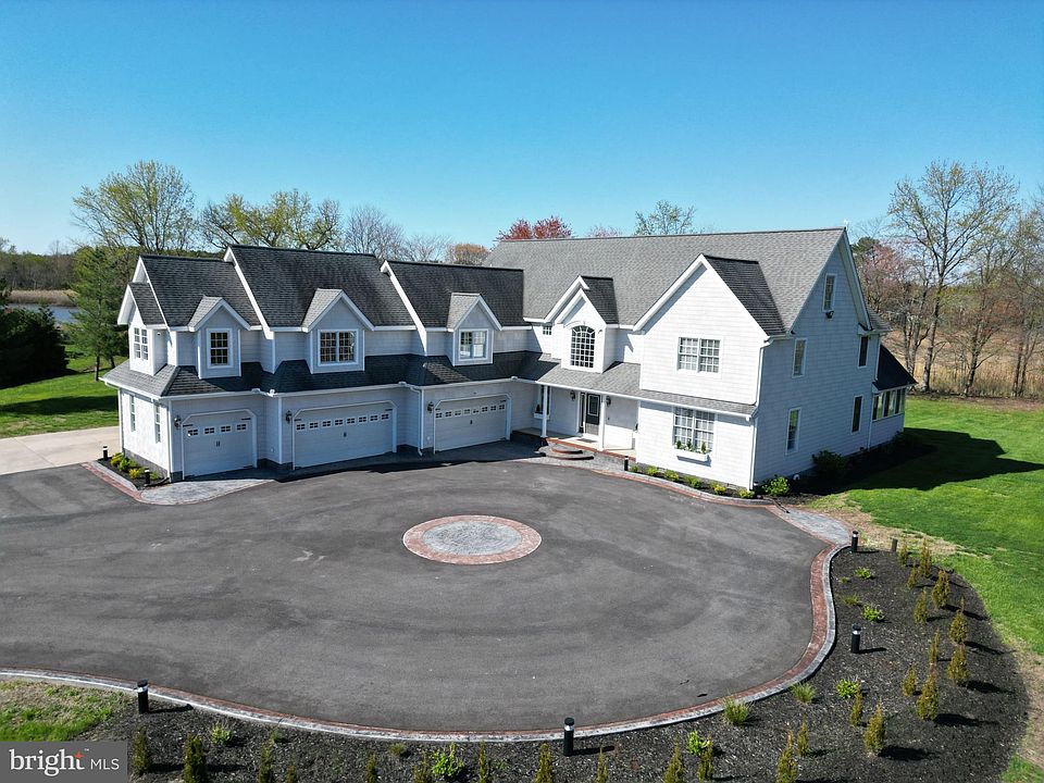 2nd image of 110 Kirwans Landing Ln