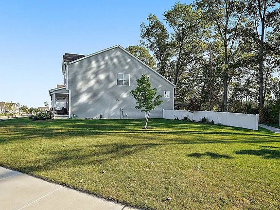 4th image of 6086 Bradwood Dr
