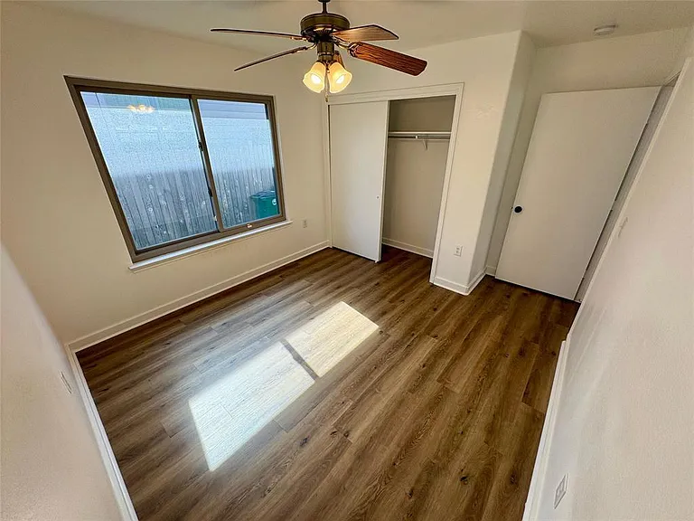 8003 Bannock Ln — Photo 28