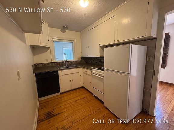 5th image of 530 N Willow St #530