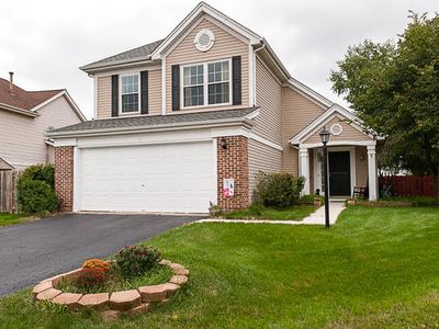 9 Middlefield Ct, Lake In The Hills, IL, 60156