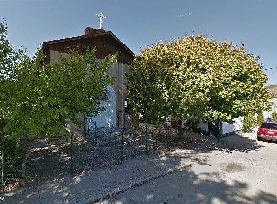 1st image of 1347 & 1350 W 69th St