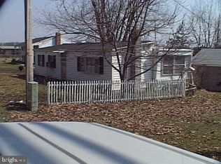 48 E Tolna Rd, Shrewsbury, PA 17361