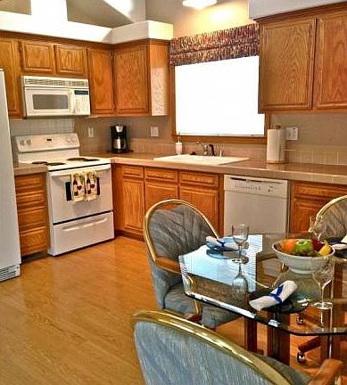 Kitchen with Granite