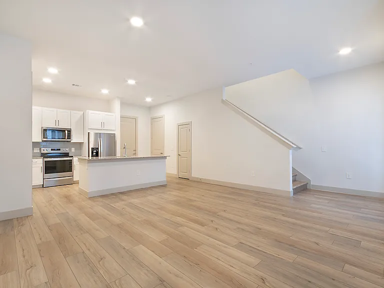 4705 W Spring Creek Pkwy — Photo 18