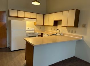 12 Willow St #404, Fitchburg, MA 01420