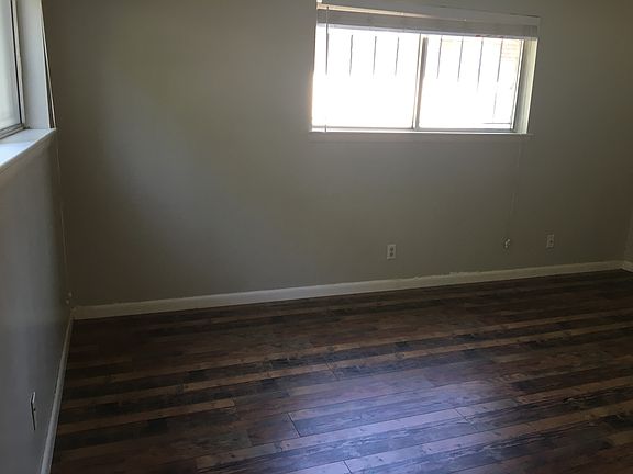 3rd image of 1531 S Green St #1