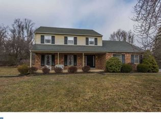 1933 Hillendale Rd, Chadds Ford, PA 19317