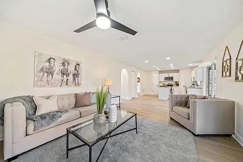 1 Coventry Ct — Photo 23