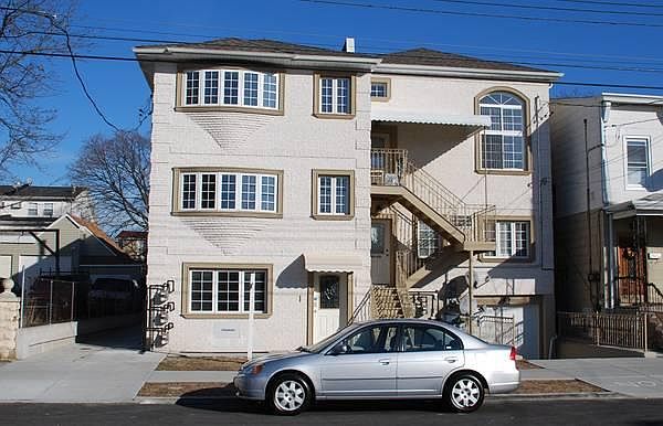 Front of building with the optional driveway for an additional $100
