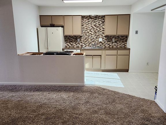 2nd image of 11628 Mocho Pl NE