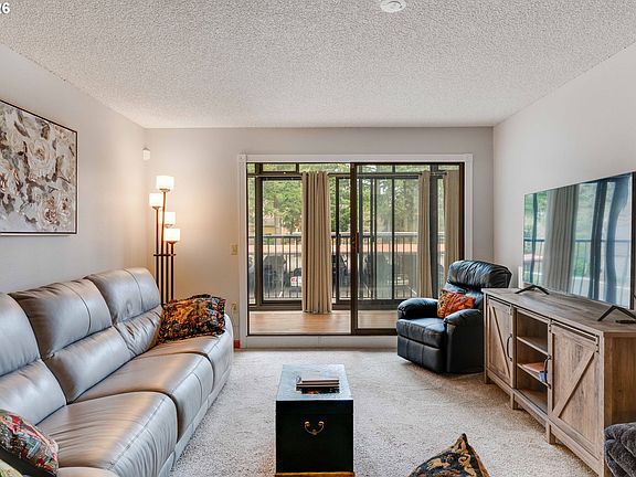 4th image of 45 Eagle Crest Dr APT 311