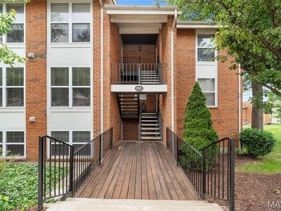 1932 Greenglen Dr Unit 203, Kirkwood, MO, 63122