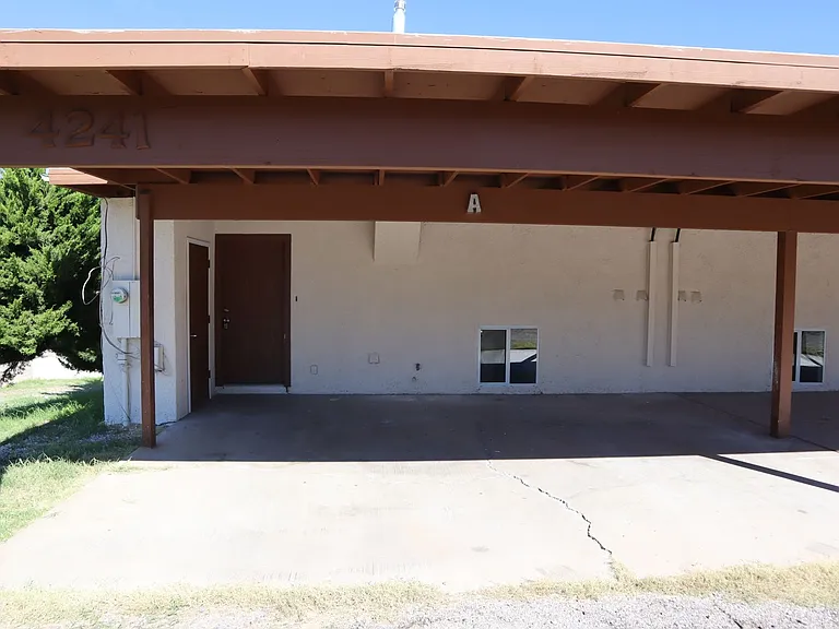 4241 Plaza Oro Loma #B — Photo 21