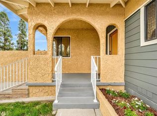 2552 Ostrom Ave, Long Beach, CA 90815