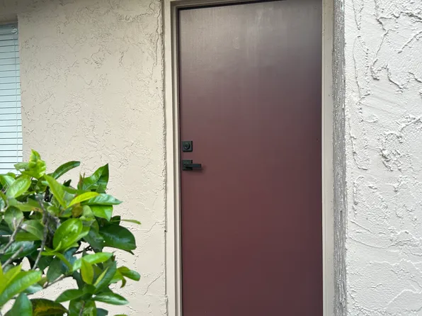 7515 Pitch Pine Cir, Tampa, FL