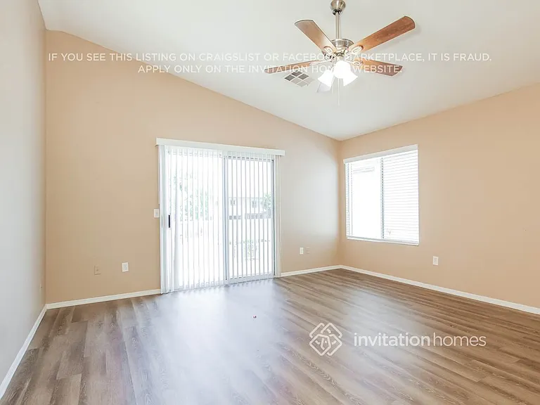 13442 W Rose Ln — Photo 9